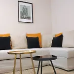 Studio, Place Du Bourg De Four